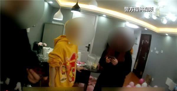 塑料姐妹！女子处心积虑偷走好友手机，还反咬