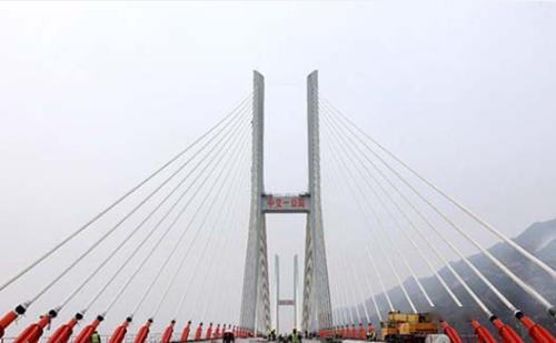 黄河大桥什么时候修建的 eb74ceadc7174c06b38423ecc3db1fa8.jpeg