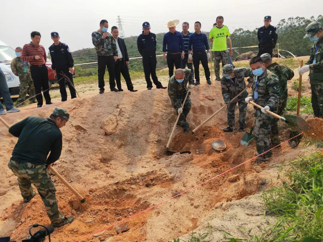 丰顺大学征地迁坟!已办理迁移手续坟墓352座,已迁移83