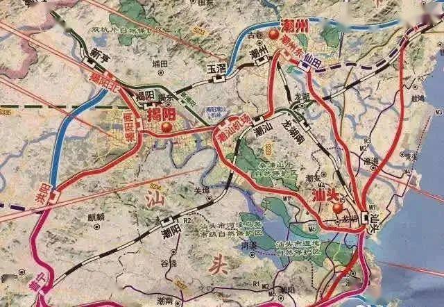 一级节点外,还将  汕尾,潮州,揭阳主城区作为区域性副中心,构成粤东