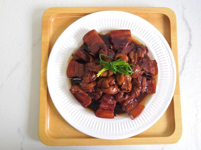 红烧肉怎么做嫩滑好吃 3bf2c556c4e147cdb83d9791ea8fa3da.jpeg