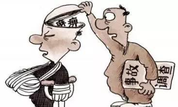 17起真实案例!作业时玩手机就是在玩命, 员工安全培训必看!