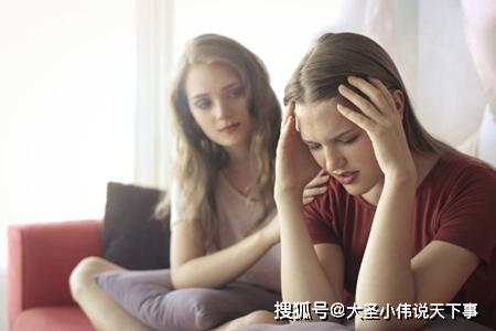 女人睡觉脱内衣好吗_我发育的好吗照片(3)