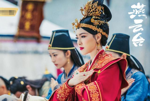 古装剧市场竞争激烈，流量女星人手一部，谁能