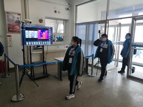 高三■吉林市这两所中学井然有序高三开学一周