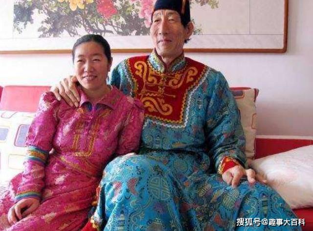 米巨人■娶妻生娃后的他，今状况如何？2米巨人56岁娶28岁女友
