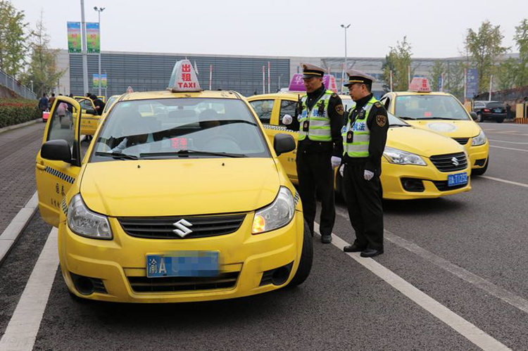 打表248元，驾驶员收400元！重庆实牌曝光这几辆