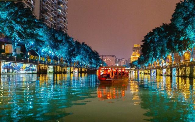 夜游锦江再次起航约