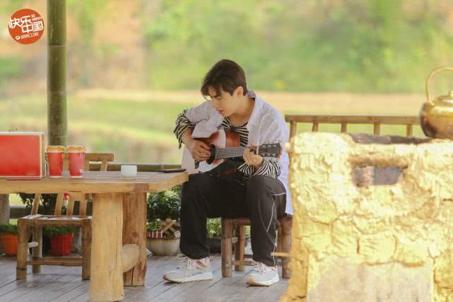 《向往4》官宣回归，最大谜团被揭晓，刘宪华或