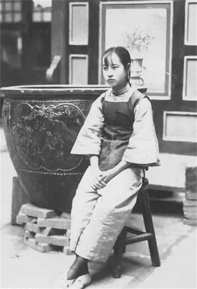 原创谁说晚清无美女?第四幅图,东方蝴蝶舞后裕容龄,真的让人惊艳