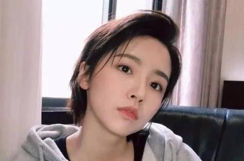 爱情公寓5诸葛大力的简介 cf79491f4fa84fb894092e51a48ae181.jpeg