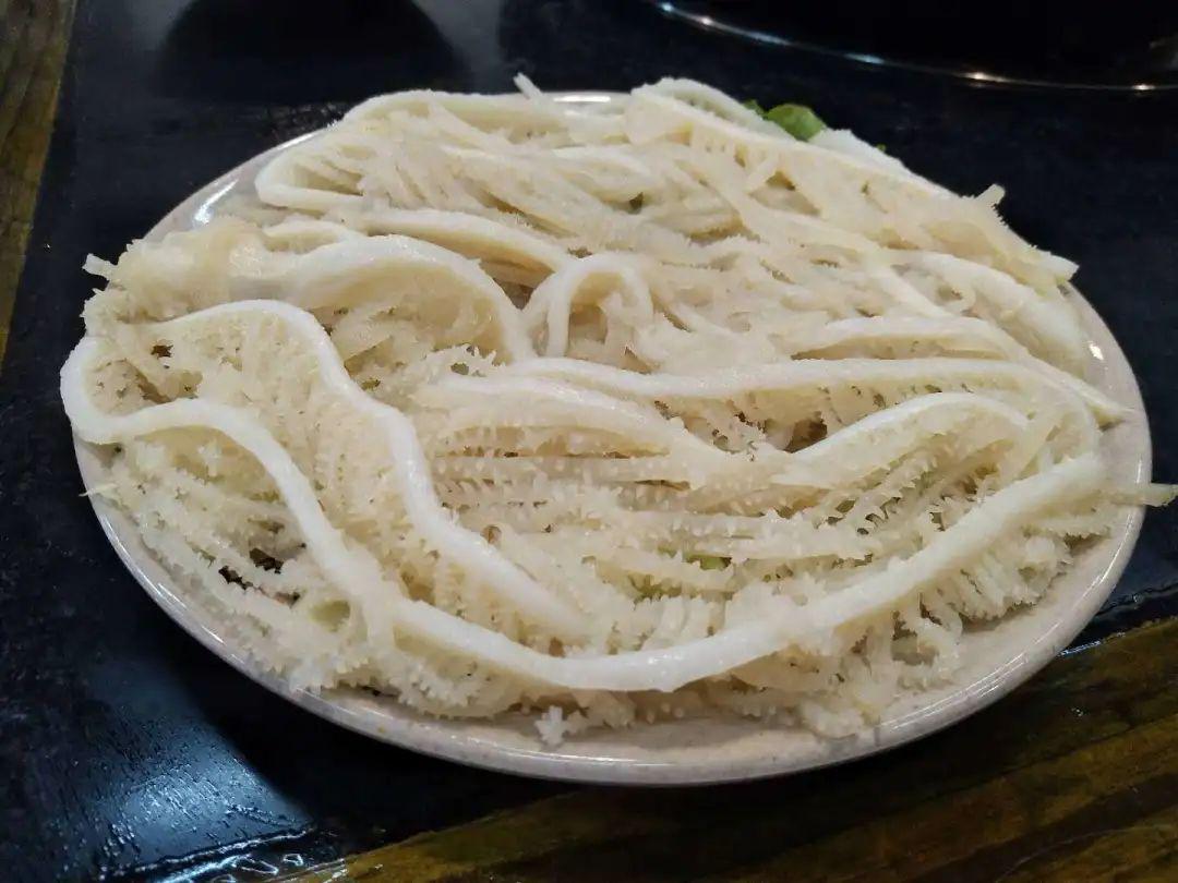这份精品千层肚必须要吃 新鲜千层肚必须要满足色泽黄白 和久煮不老两