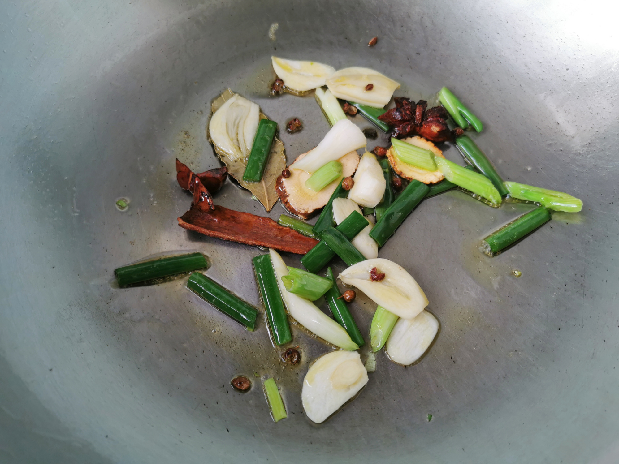 炒什么菜可以放火锅丸子 d866efbf674d4cf6b91c24d9dfaa94bc.jpeg