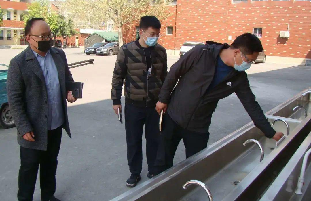 临淄区学校安全联合检查,为高三学子保驾护航