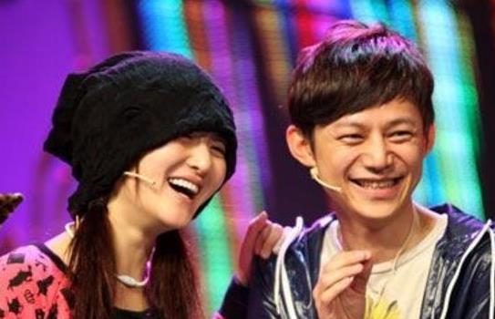 何炅谢娜最近节目 009b48db41ae4393bb0e272f2ddf6183.jpeg