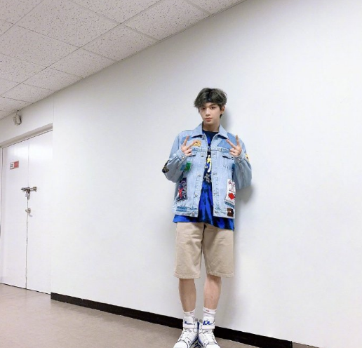 ins关注的人在哪看 1469a4e6239a46ed897c60ddf775d329.png