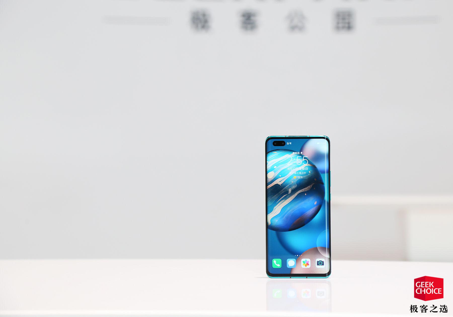 荣耀 30 Pro 体验：「超大杯」很强，「大杯」用起