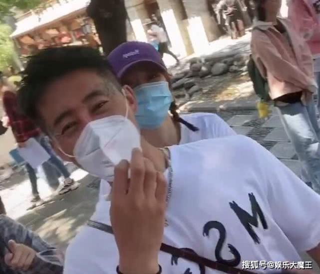 陈乔恩连录两段视频否认怀孕，吐槽是造型师的