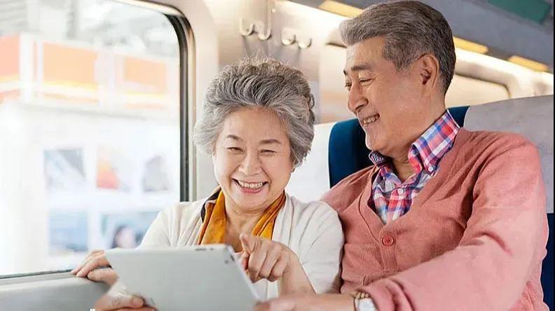【小乐聊健康】中老年人为什么要有童心?不妨来看看答案