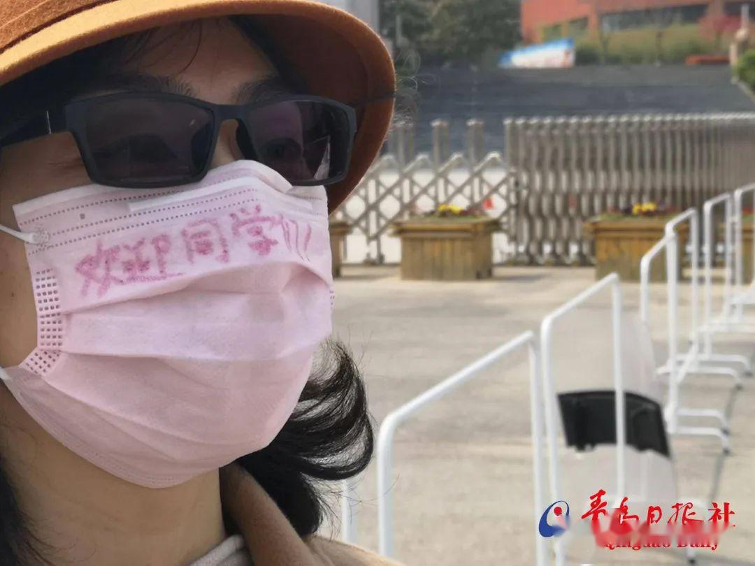 「高中」老师帮运行李……大量美图视频直击开学现场！【汇动态】校长学生击肘