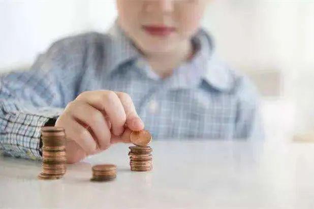 如何让孩子自己管钱 4c69b1d930c140da8e9601e477c6f379.jpeg