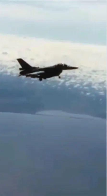 前沿对抗！社交网络公开俄波军机空中对峙视频