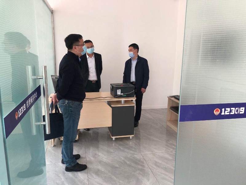 中共资中县委常委,县政法委书记付根平到资中县检察院调研