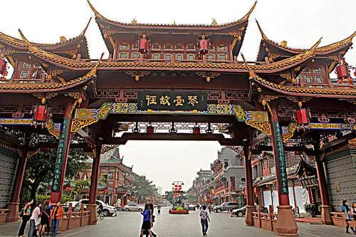 我在成都曾短暂停留,却二次游览琴台路.