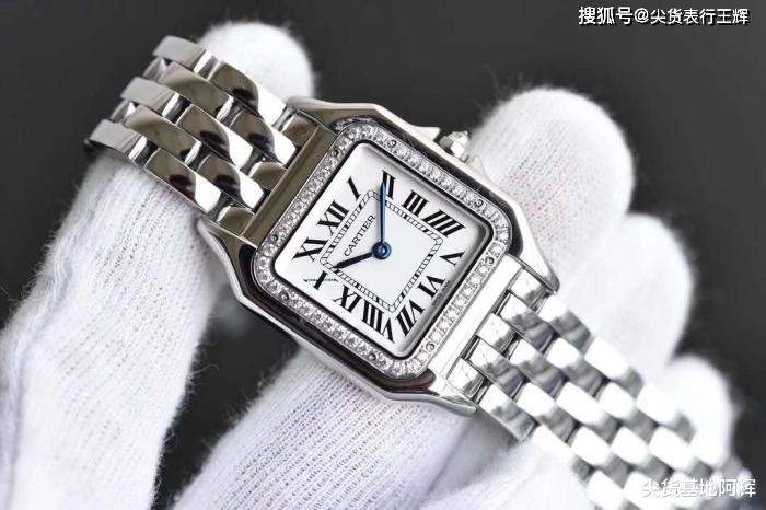 气质女表卡地亚来了，你心里到底是哪个？这个怎么样_猎豹