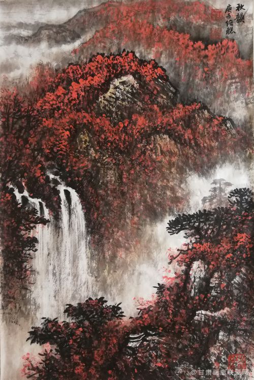 人民大学画院王信聪工作室导师,中国工笔画学会会员,中国美术院画家