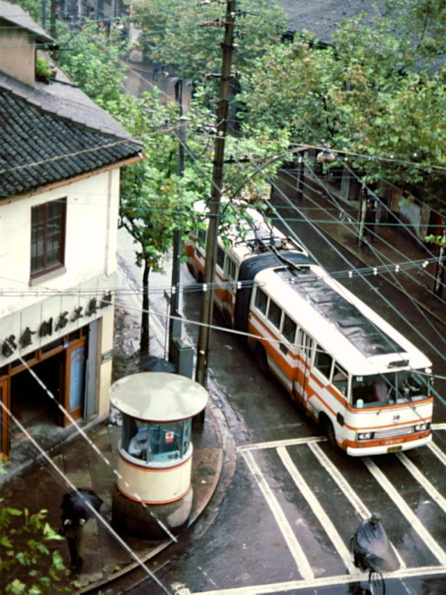 中路■老上海的記憶：1983年拍攝的上海老照片，