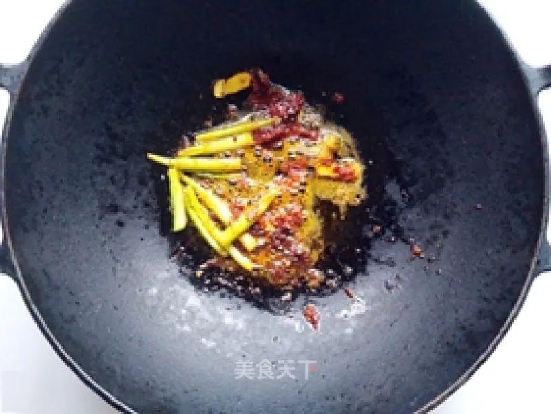 郫县豆瓣酱炒什么好吃窍门 f8afbff84ba54898839d75fc7e1df252.jpeg