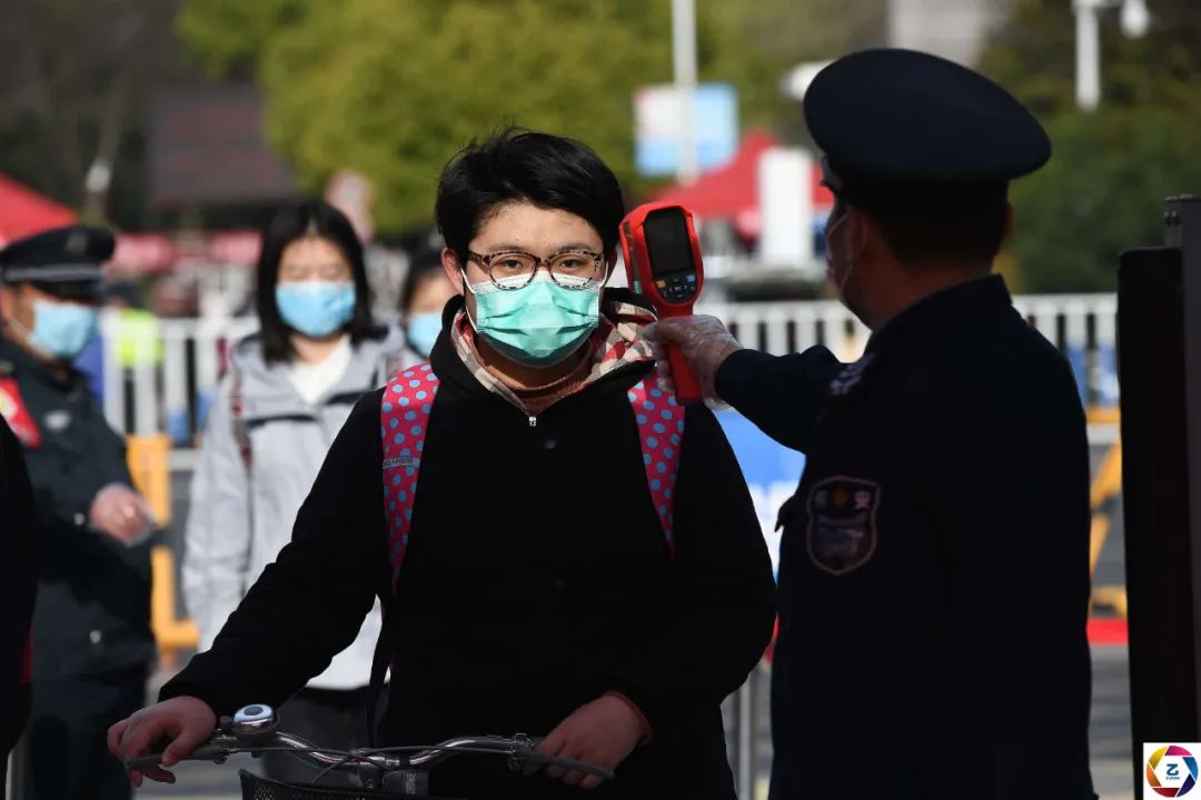 原创月租金3万，日营业额不到200元，开学能否让校园小店迎来春光？