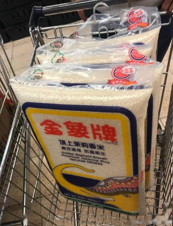 人均粮食消耗_中国人均粮食数据图(3)