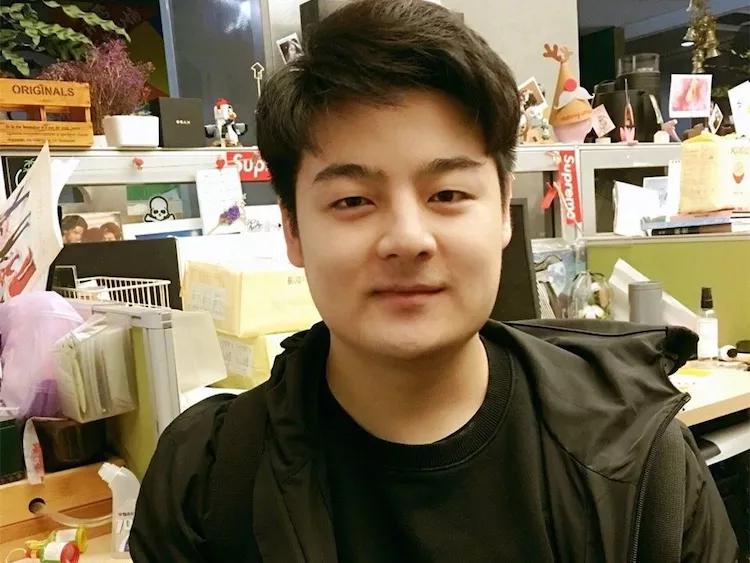 她是芒果台最强"关系户,只因父亲是《快本》导演