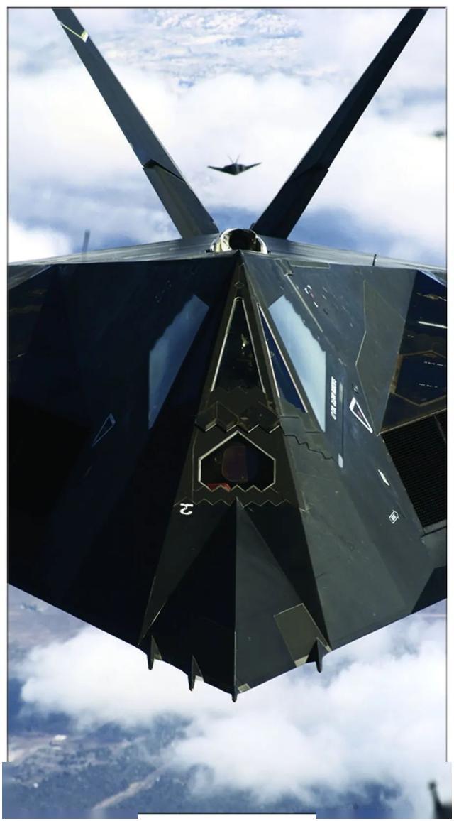 改变历史的10大顶级战机——08.f-117隐身攻击机