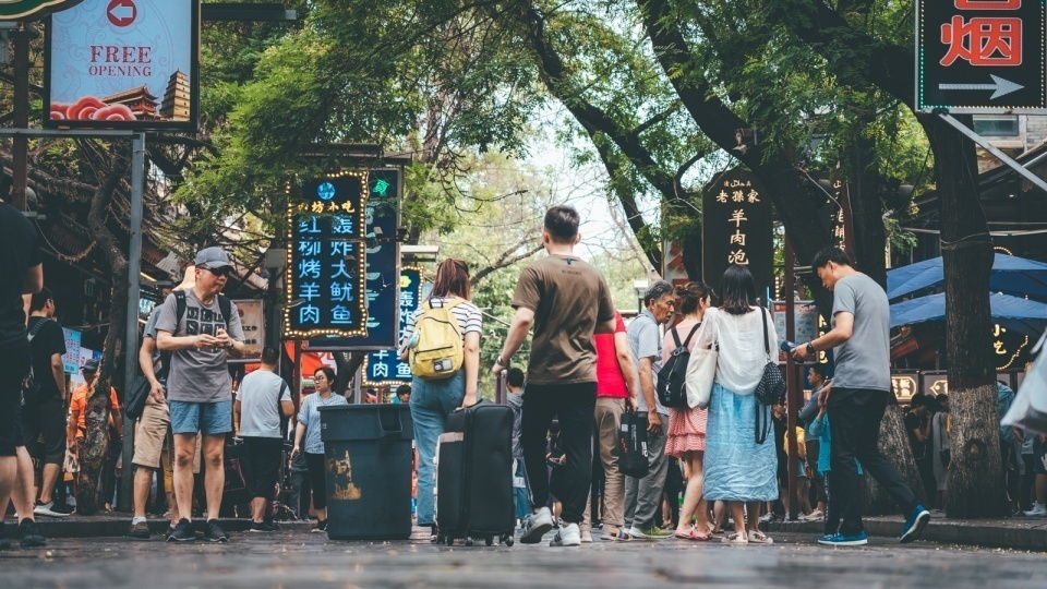 原创五一假期连休5天，跨省旅行暂不恢复，是周边游还是继续宅在家？