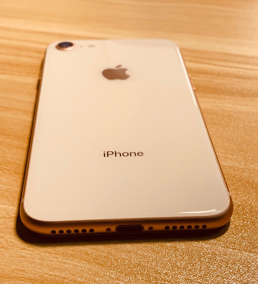 网友花1200购入一台iphone8,这才叫性价比!