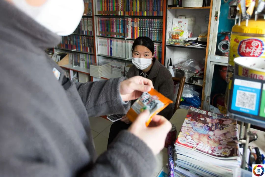 原创月租金3万，日营业额不到200元，开学能否让校园小店迎来春光？