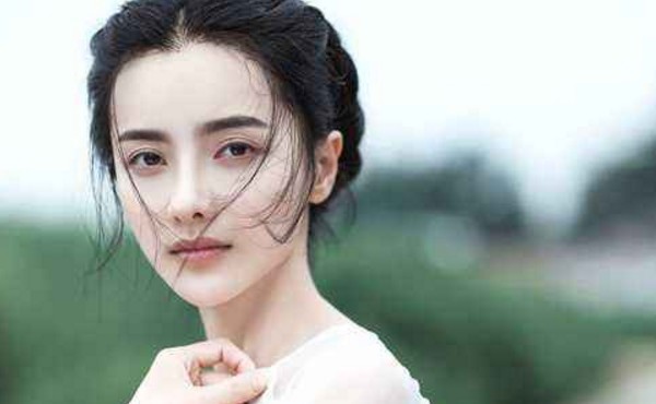 最近很火的女演员电影 6a1157274ae843489a0b26bb11321283.jpeg