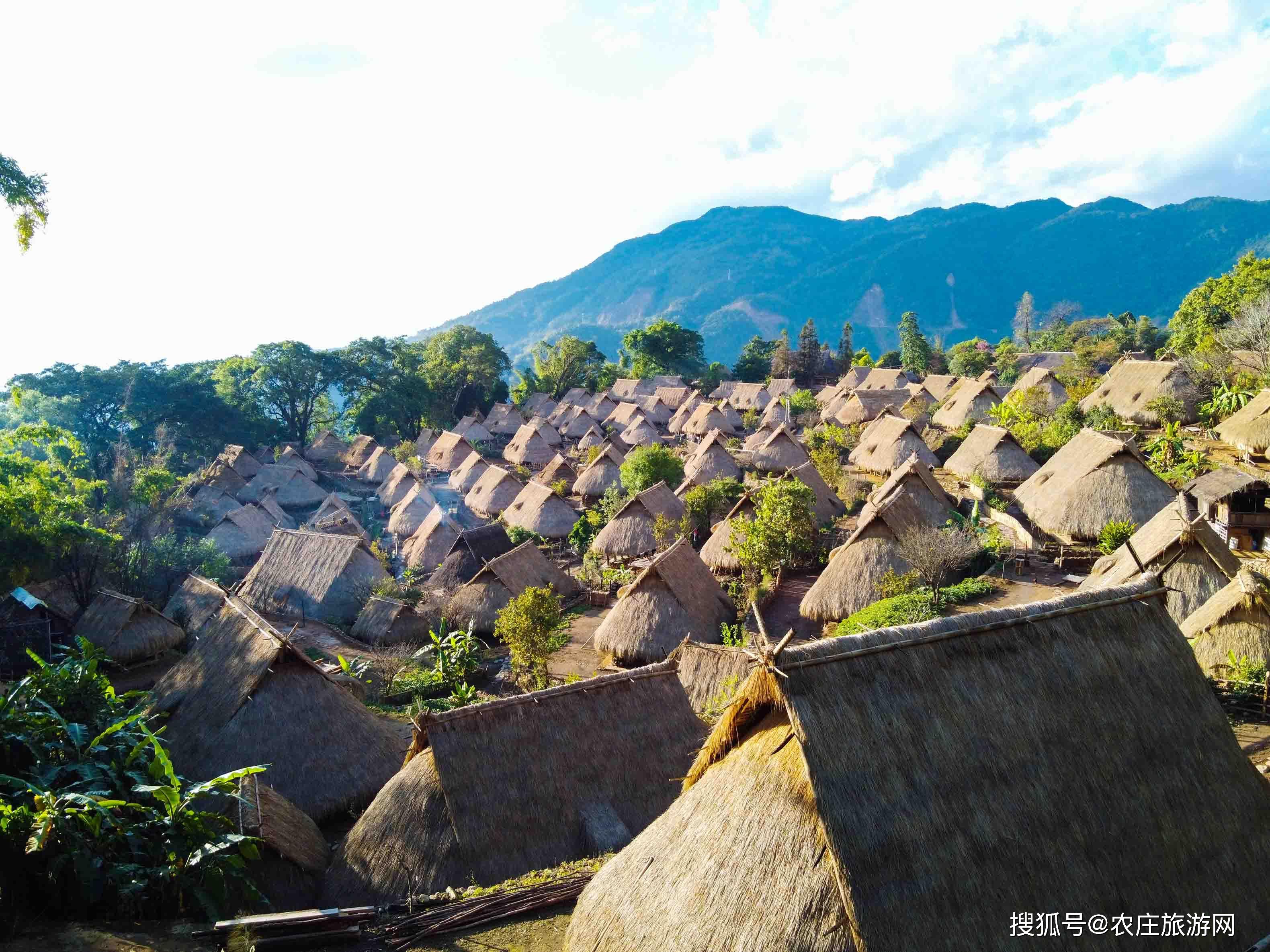 翁丁村位于云南省临沧市沧源佤族县勐角乡,这是保存最为