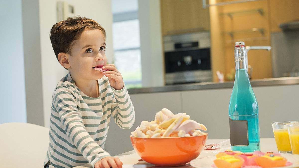 你家的“零食管制”管对了吗？只要三步，教孩子吃得更健康