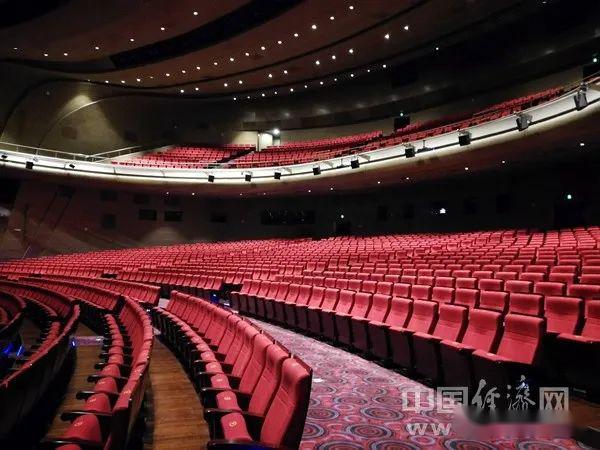 我们生活在怎样开云体育 开云平台的全球数字文化时代？(图2)