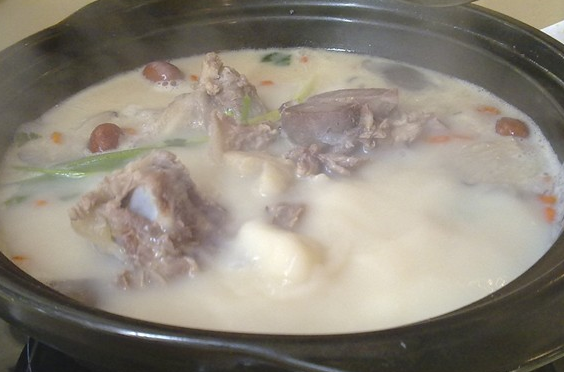 『医生』反复积食还脾虚,医生直言:别给娃吃了3岁宝宝每天吃这种饭
