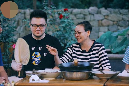 蘑菇屋第一季嘉宾 a386661a48484c768c8edf82378ddcb2.jpeg