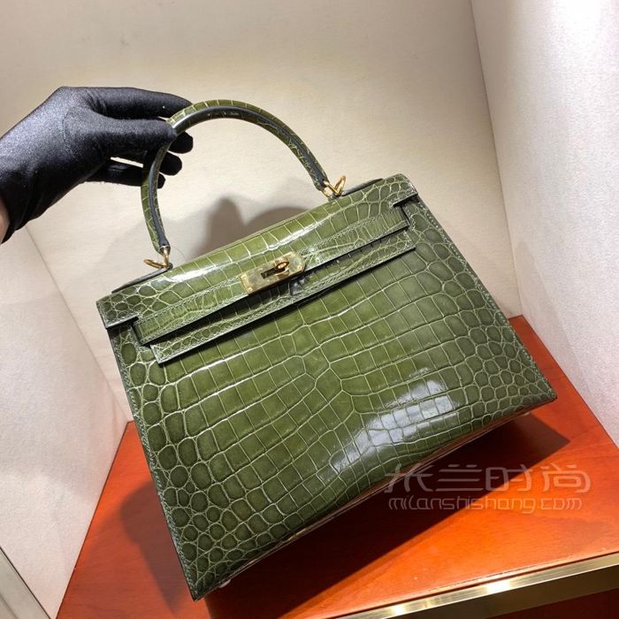 爱马仕全钻手镯图片我的爱马仕大包合影以及birkin专柜护理包包