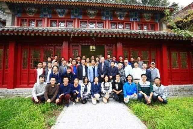 试验班@是重点大学的“精锐部队”985院校的“实验班”