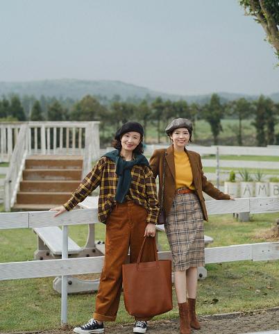 五十岁穿的格子衣服 f781d7cda38c4dfaa25bc5d35d69fc38.jpeg