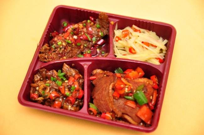 简谱的盒饭_快餐盒饭图片(2)