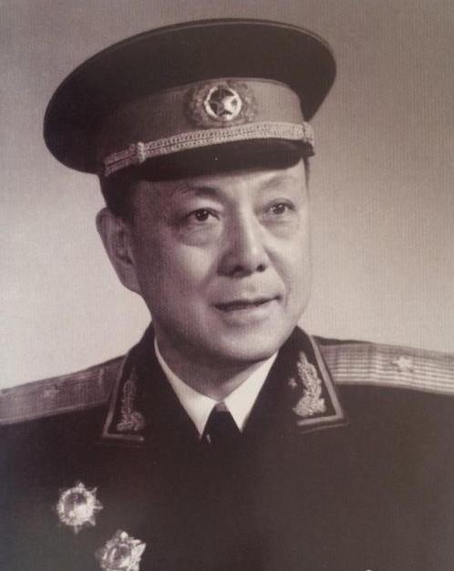 他本是东北军帐下四大金刚之一,后成地下党员,1955年授衔少将_贾陶